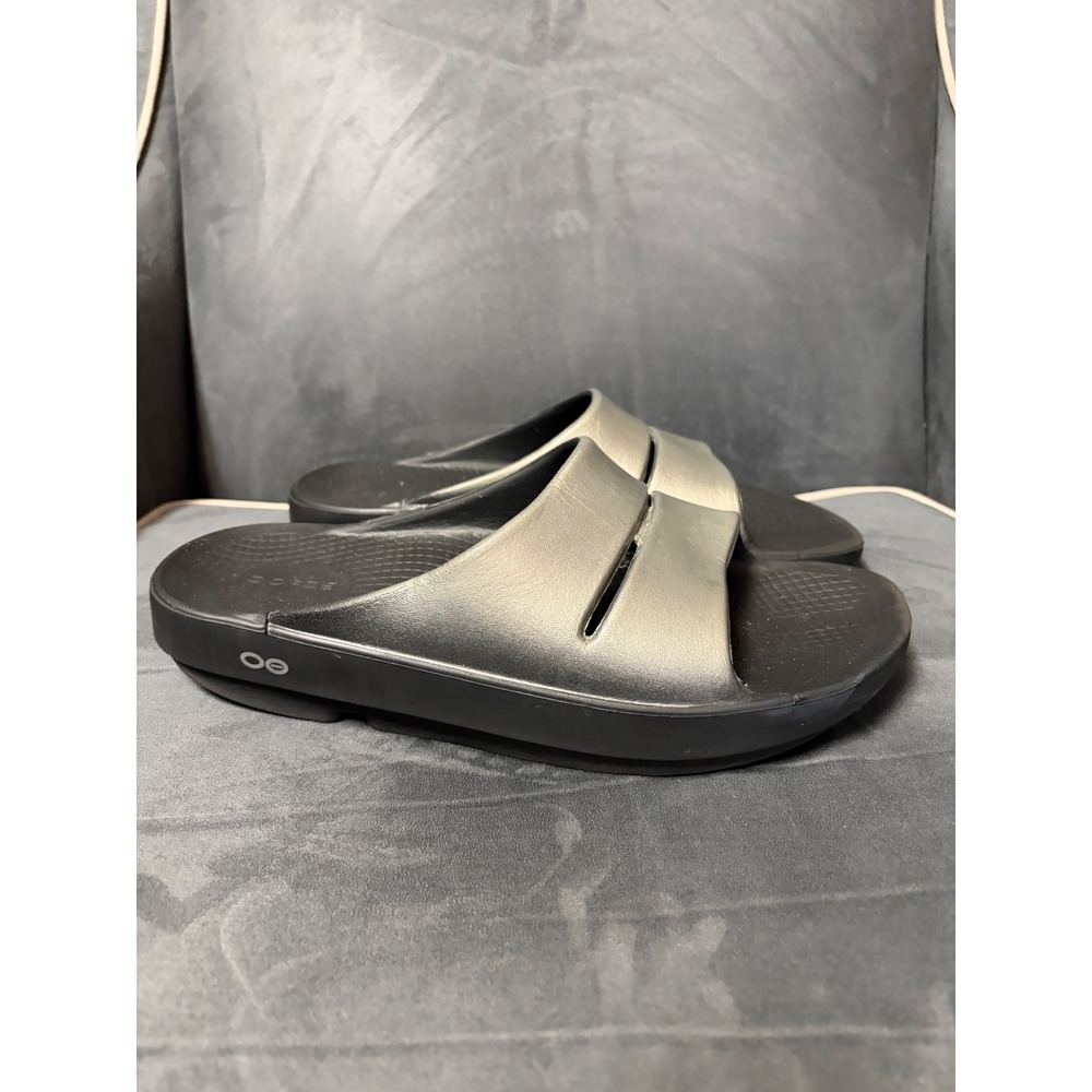 OOFOS OOahh Luxe Slide Sandal Gunmetal Metallic Black Recovery Shoes Womens 11